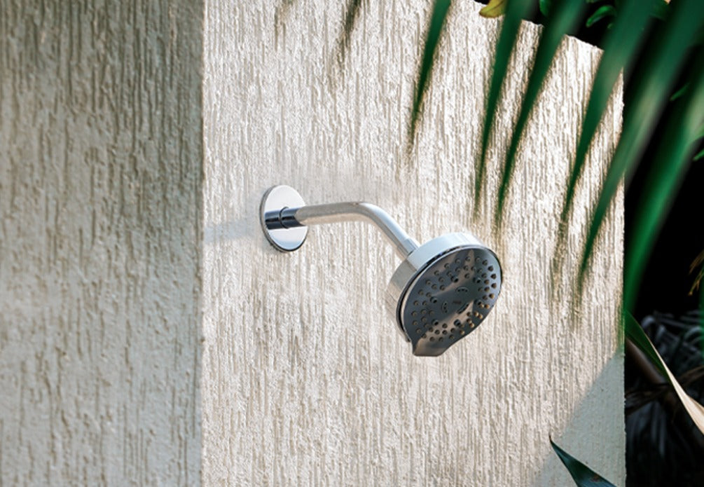 Cliq showerhead